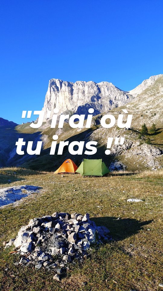 Pas de billets 🎟️ à 900 € pour Céline Dion ? On a trouvé mieux que la loge VIP 👩‍🎤 ! 

Pendant que tu cliques encore désespérément chez tous les revendeurs de packs hors de prix 💰, nous on plante la tente 🏕️ aux premières loges de ces paysages magiques ! Allez, lâche ton smartphone, ici pas de réseau, mais 100 % de connexion avec les chevaux ! 🐎

"Chez moi, les forêts se balancent
Et les toits grattent le ciel
Les eaux des torrents sont violence
Et les neiges sont éternelles !"

Les meilleurs billets c'est ici https://grandboismison.addock.co/ !

.

#celinedion #celinedionlive2017 #cheval #montagne #nature @ledevoluy @lequeyras @sisteronalpesprovencales